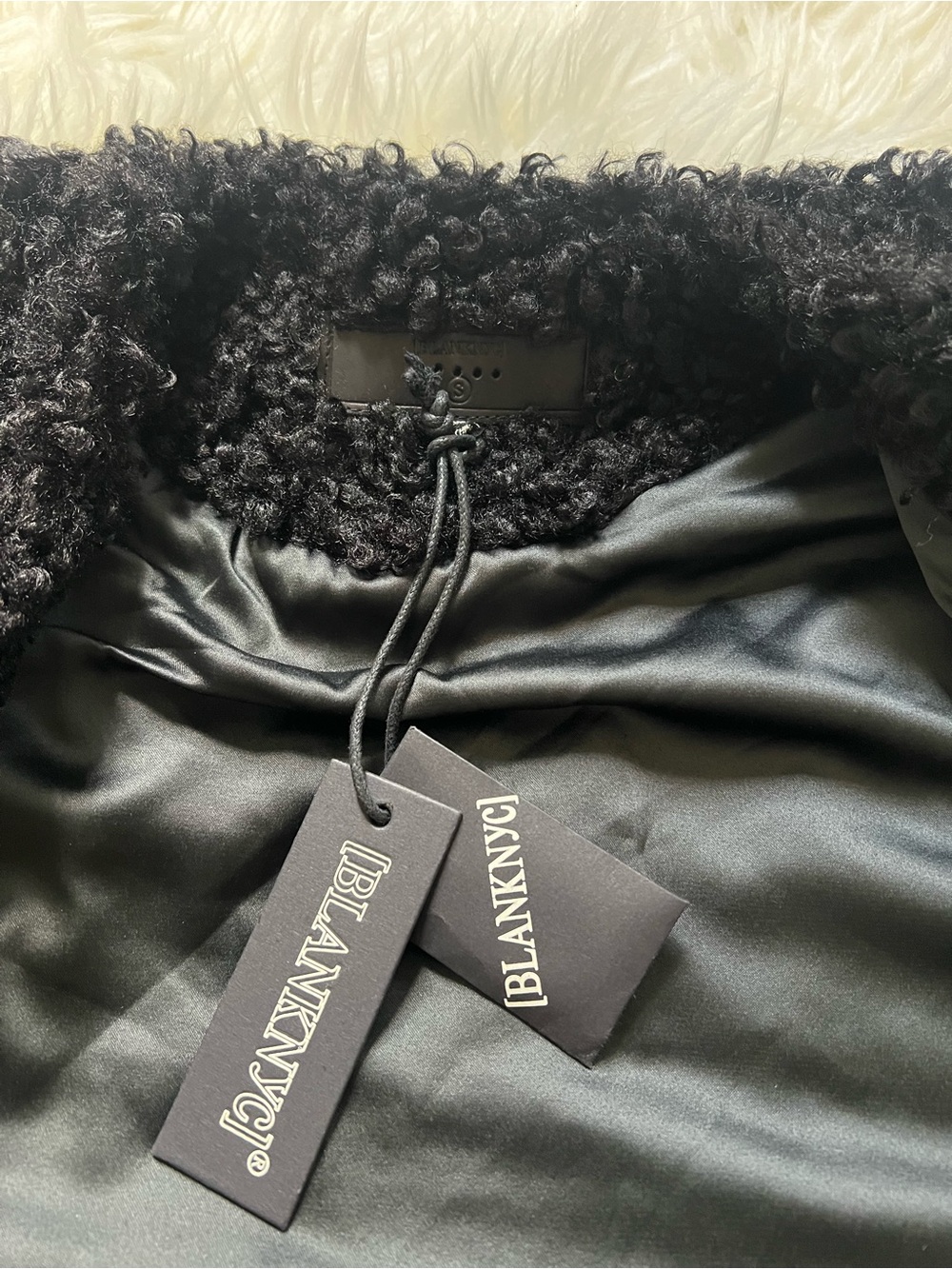Blank NYC Womens Black Curly Faux-Sherpa Button Vest - Picture 3 of 9